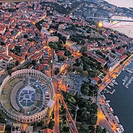 Lejlighed Arena Sunset, Sea Coloseum View, 2 Free Parking *