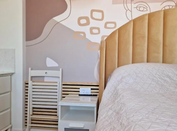 Arena Sunset, Sea Coloseum View, 2 Free Parking Apartman